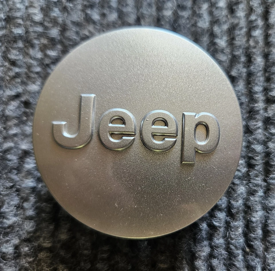 Jeep Wrangler Grand Cherokee Compass 2016-2024 rueda/llanta OEM 2,5" tapas centrales Foto 4 de 4