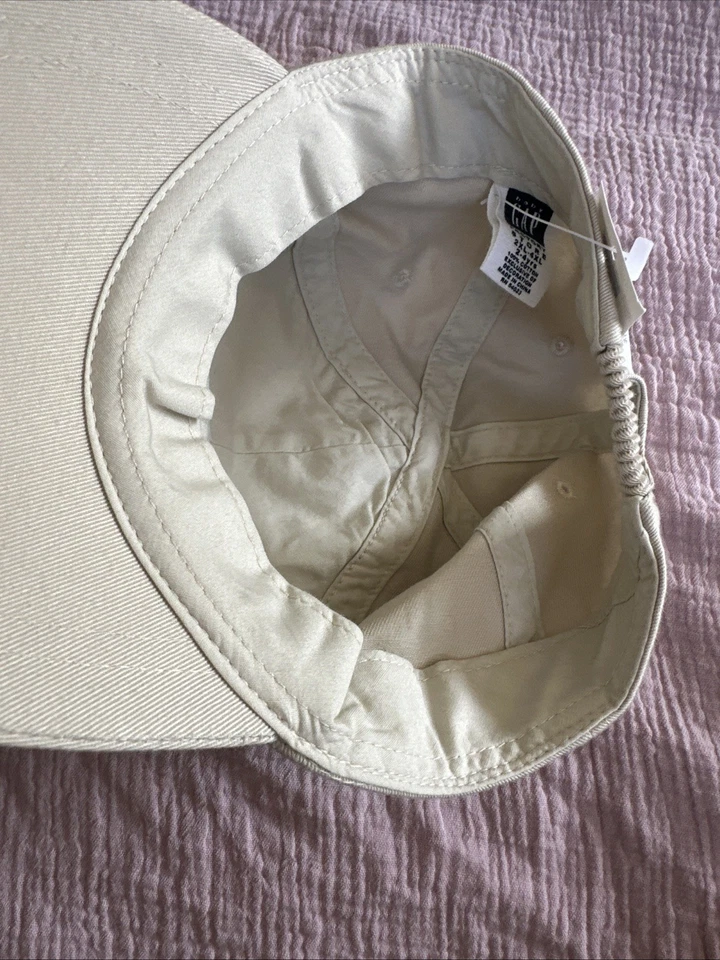 Baby Gap Y2K Vintage NWT Baseball Cap 2-3-4 Years Fire Truck Tan Red 2xl-4xl - Image 4 of 4