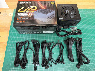 Gigabyte UD1000GM PG5 1000W 80 Plus Gold Netzteil Power Supply Unit PSU ATX