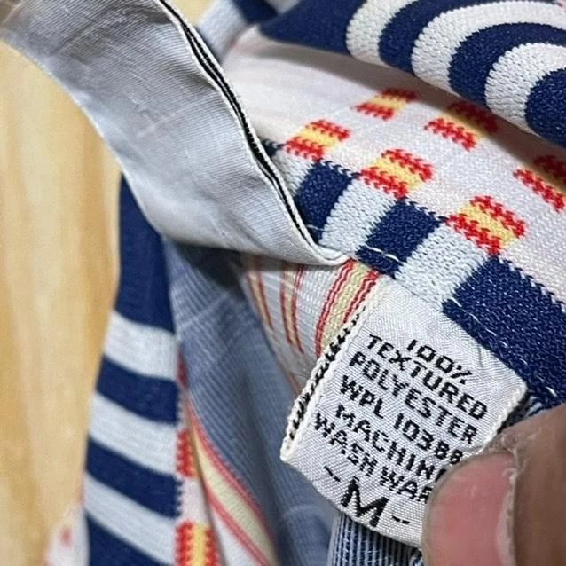 Textured Polyester WPL 10388 Machine Wash War Short-sleeved Men's Shirt Medium - Image 3 of 4