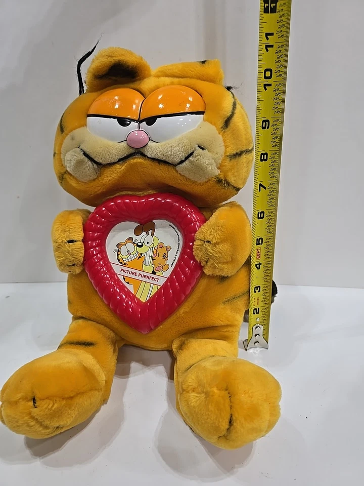 Peluche Garfield Grande De Colección 1978 1981 United Fun Farm Dakin Relleno 16" Envío y devolución gratuitos Foto 2 de 4