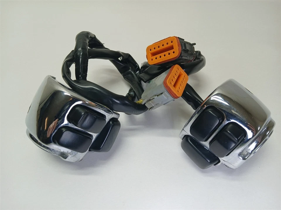 Interruptores de control manual cromados Harley-Davidson Road King EVO 1998 Foto 4 de 4