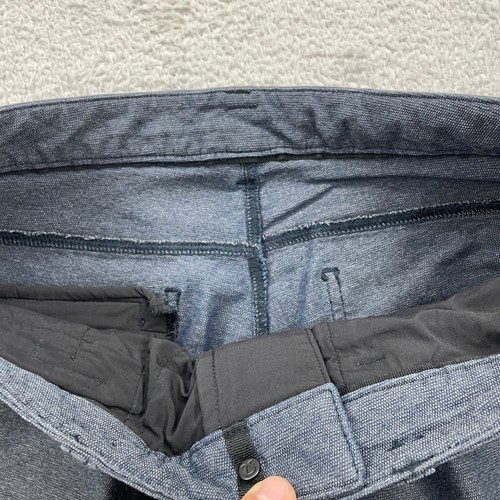 Lululemon Commission Slim Fit Pant Mens Size 30 Everyday Performance Trouser - Picture 6 of 10