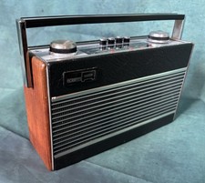 Roberts R23 Transistorradio 80er Jahre MW/LW/FM funktionstüchtig in sehr gutem Zustand