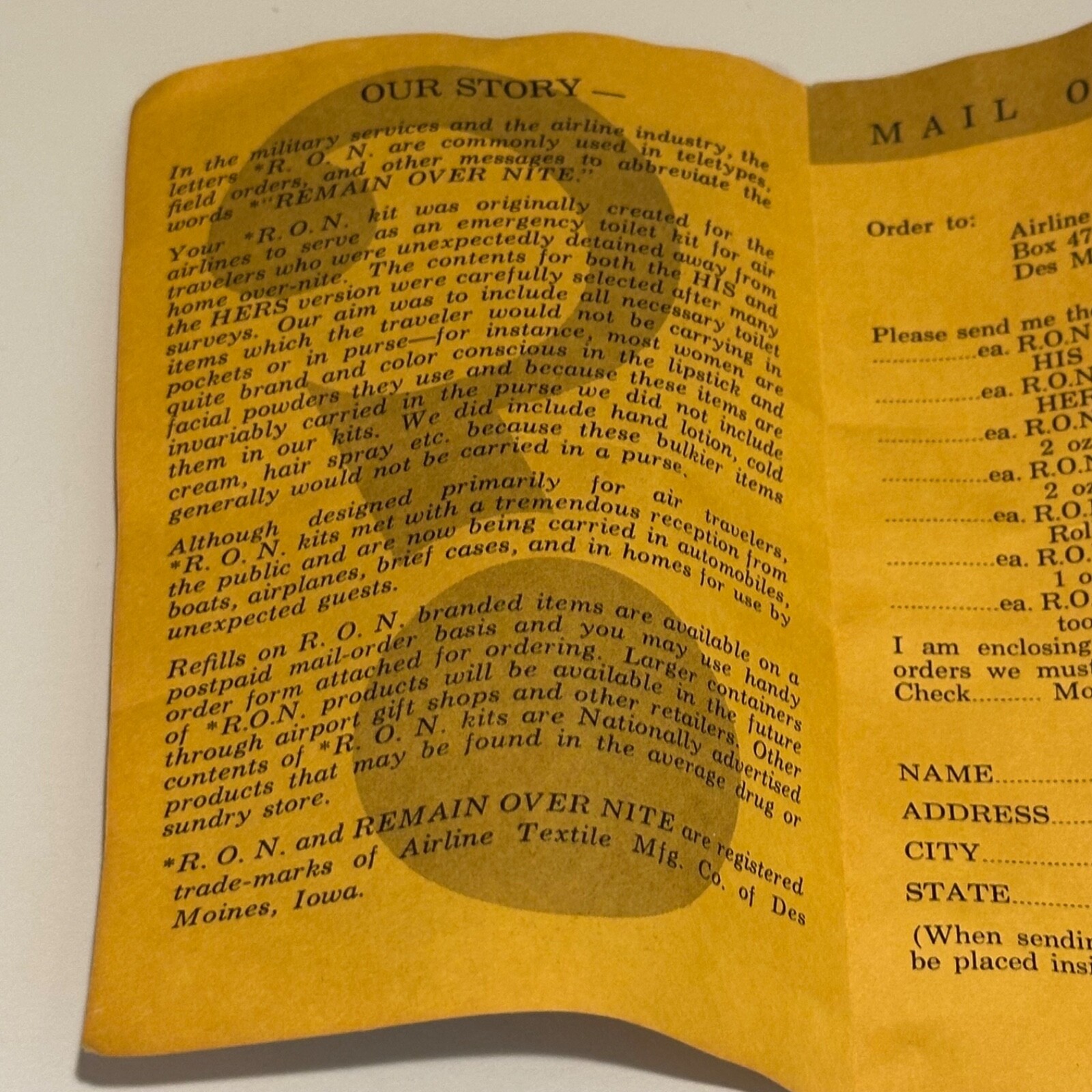 WESTERN AIRLINES *RARE* Vintage Her's RON Kit Remain Over Nite