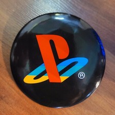 SONY PLAYSTATION Promo Pin Badge TOYS R US 2001 NEW