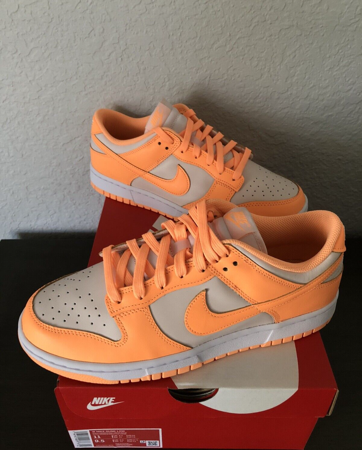 nike peach and cream dunks
