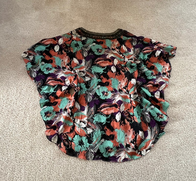 Bebe Women's Boho Hippie 100% SilkCaftan Top Blouse Short Sleeve sz S
