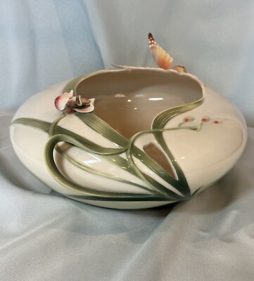 FRANZ PORCELAIN COLLECTION - BUTTERFLY ROUND VASE - FZ00055