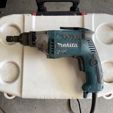 Makita FS2701 2,500 RPM Torque Adjustable Screwdriver