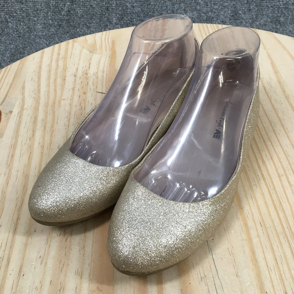 Zapatos planos informales sin cordones American Eagle para mujer 8 dorados brillantes punta redonda Foto 3 de 4