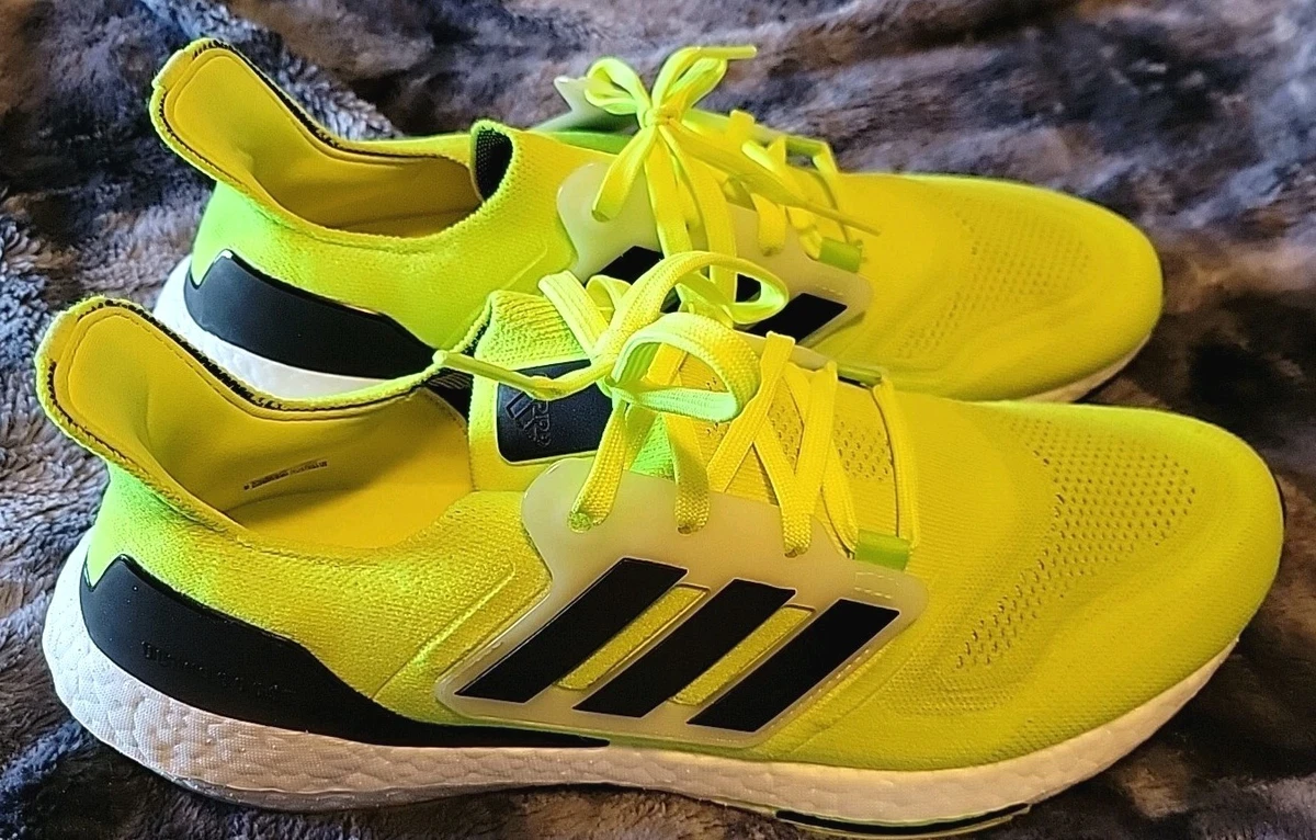 adidas UltraBoost 22 Cloud White - огромный выбор по лучшим ценам
