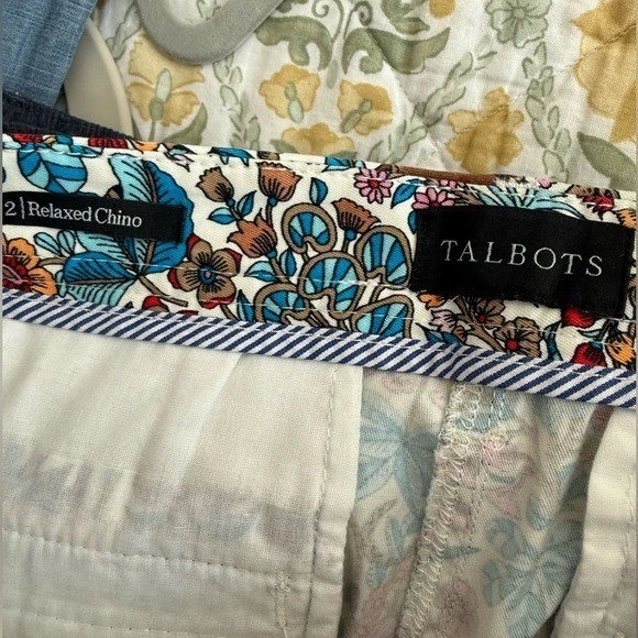 Talbots Pants Tropical Safari  Relaxed Chino Ankle Length Size 2 - Image 4 of 4