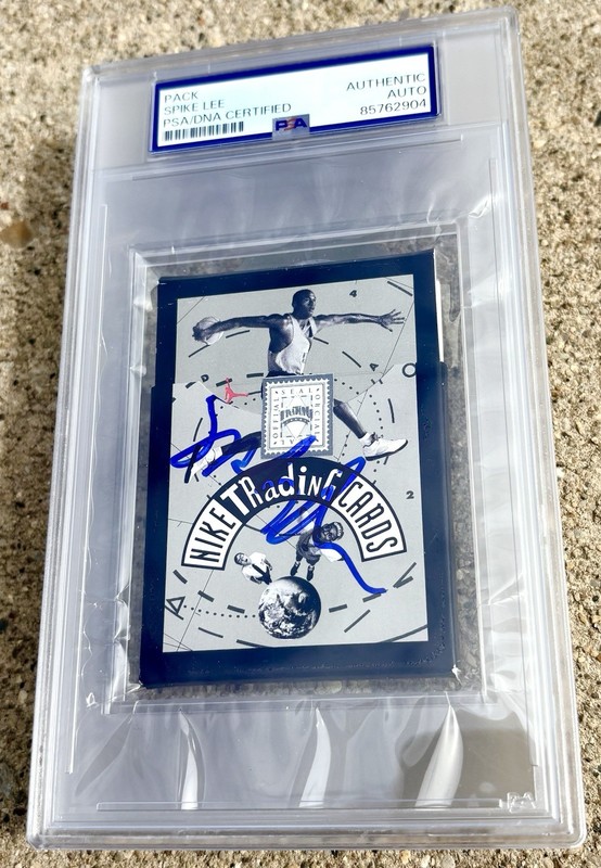 SPIKE LEE SIGNED 1991 Air Jordan PSA/DNA Auto Slabbed Card Sleeve