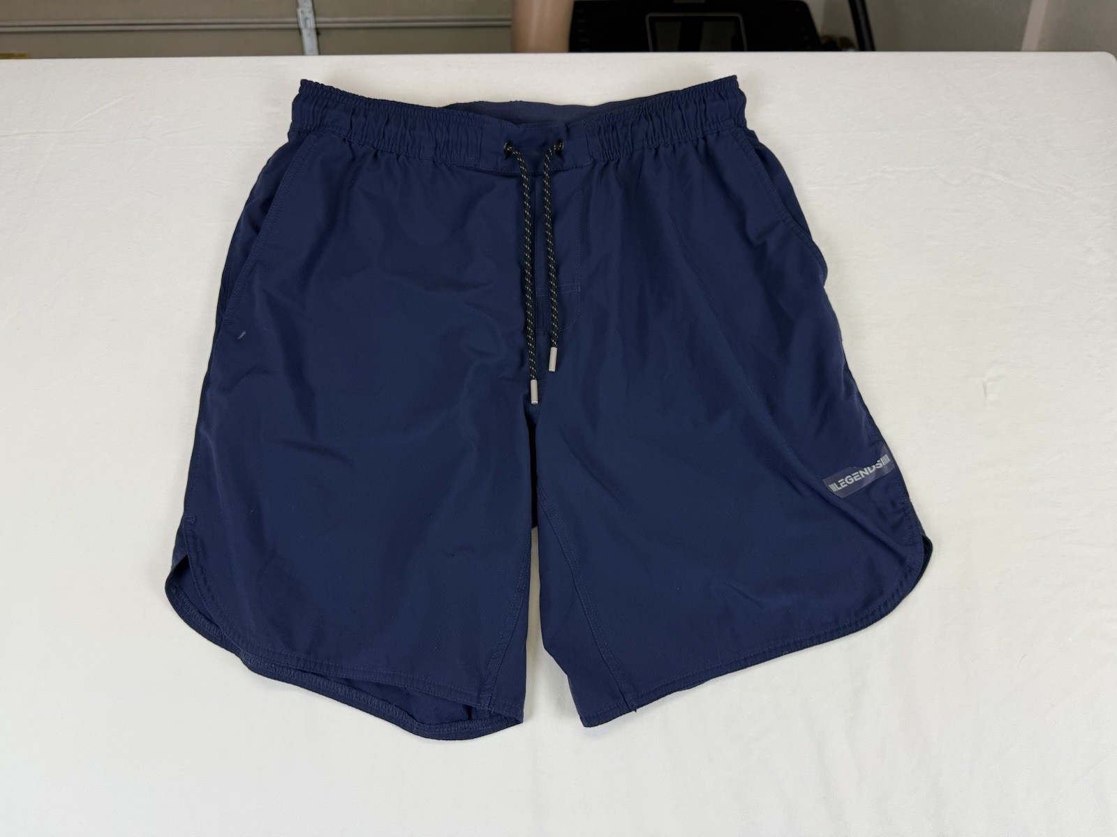 LEGENDS  Men's Navy Blue Athletic Shorts Elastic Waist Drawstring Pockets L 9in