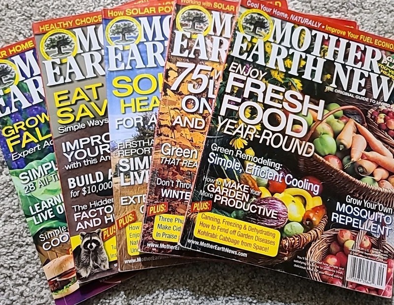 Mother Earth News Magazine Lot of 5 (2007–2009) – Sustainable Living, Gardening,