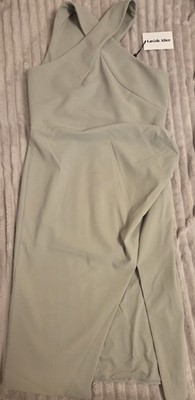 Lavish Alice   Lena Wrap Halterneck Midi Dress (Salbeigrün)   Gr. 44