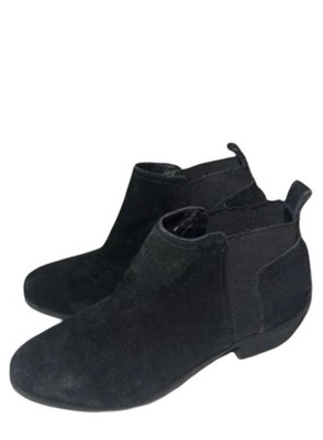 KELLY & KATIE Black Suede Zora Chelsea Ankle Boots Women s Size 8M