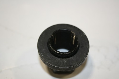 10 Pc's Skirt Sleeve Truck Wheel Lug Nuts 33mm Hex  M22x1.5 Thread x 6mm Skirt - Picture 1 of 3