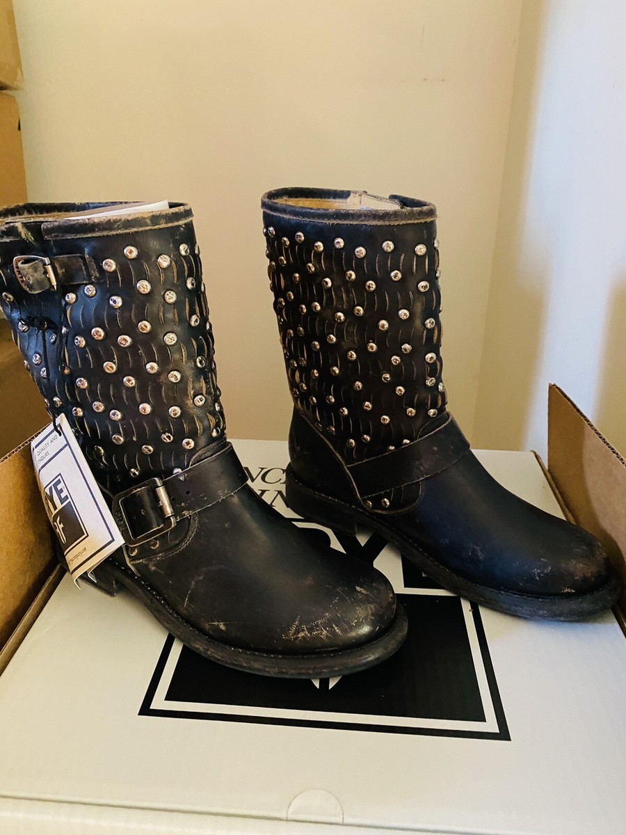 FRYE Jenna Distressed Stud Short Moto Black NEW IN BOX