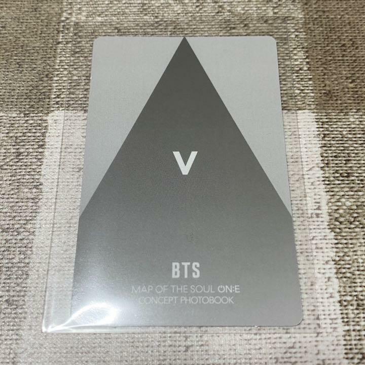 BTS / BTS MAP OF THE SOUL V トレカ　ホログラム BTS V Taehyung CLUE ROUTE HOLO MAP OF THE SOUL MOS ONE