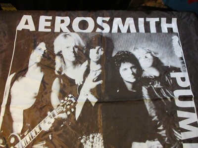 AEROSMITH PUMP VINTAGE 1990 WALL TAPESTRY FLAG 41 