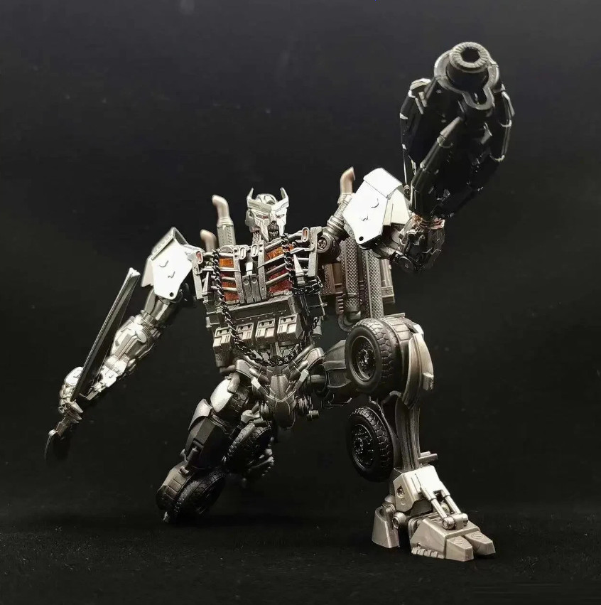 18cm BAIWEI TW1031 Scourge Action Figure | Rise of the Beasts Transformer Toy.