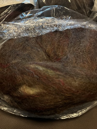 Colorful Thrums Fiber Minimum 85 Wool - Mahogany 12 Oz. Spinderella’s Creations - Picture 2 of 5