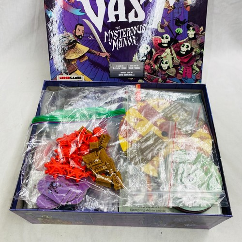 Vast The Crystal Caverns Board Game Huge Bundle Miniatures Haunted 2017 NM/NM+ - Picture 4 of 10