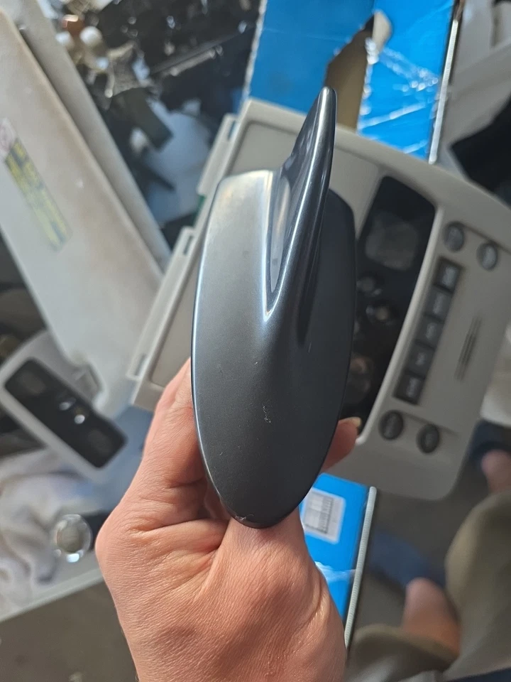 10-2011 LEXUS GS350 GS450h GS460 крыша GSM антенна основание Shark 86760-30170-B1 OEM - Изображение 2 из 4