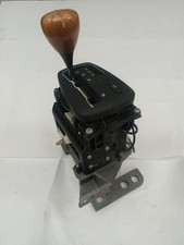 2001 - 2008 Jaguar X-type Automatic Floor Shifter Selector Assembly 2001 - 2008 Jaguar X-type Automatic Floor Shifter Selector Assembly