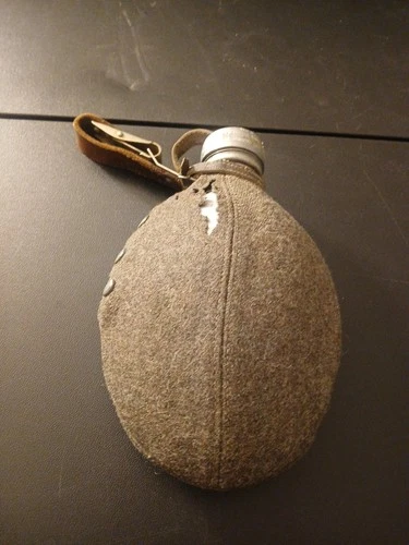 Swedish Army Canteen Drinking Bottle Flask Military Surplus WW2 Wool Cover^