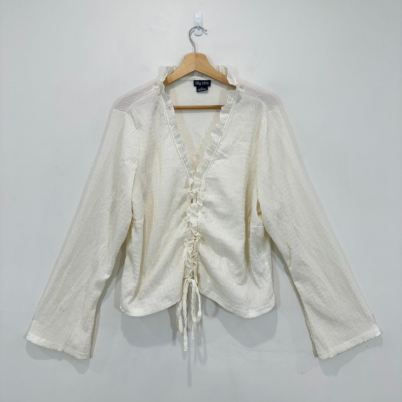 City Chic Top Women M Cream Ruffle V Neck Lace Up Blouse Long Sleeve
