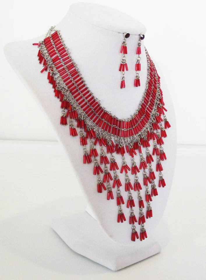 DESIGNER INSPIRED RED CRYSTAL ACRYLIC BEAD CHEVRON HANDMADE NECKLACE JEWELRY SET - Image 3 of 4