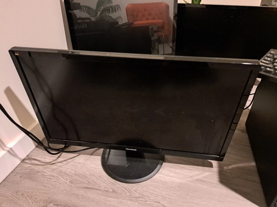 ViewSonic VA2855SMH 28" Widescreen 1080p HDMI VGA LCD LED Monitor - Image 2 of 4