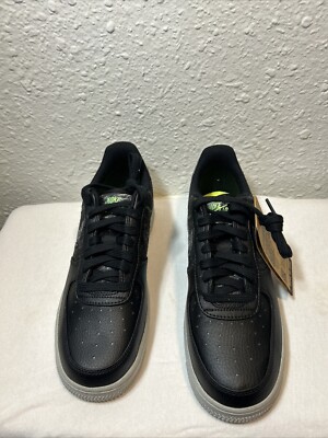 Size 7 - Nike Air Force 1 '07 LV8 Recycled Wool Pack - Black Electric Green