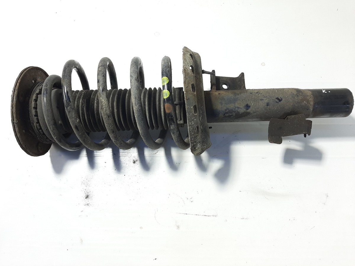 VOLVO XC70 II Front Left Shock Absorber 31317817 2.4 Diesel