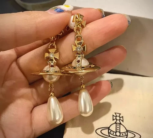 Vivienne Westwood Orb Pearl Drop Earrings Gold Tone With box Birthday Gift AU - Picture 4 of 6
