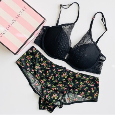 34C MEDIUM Victoria s Secret black bra set ouvert heart floral cheeky panties