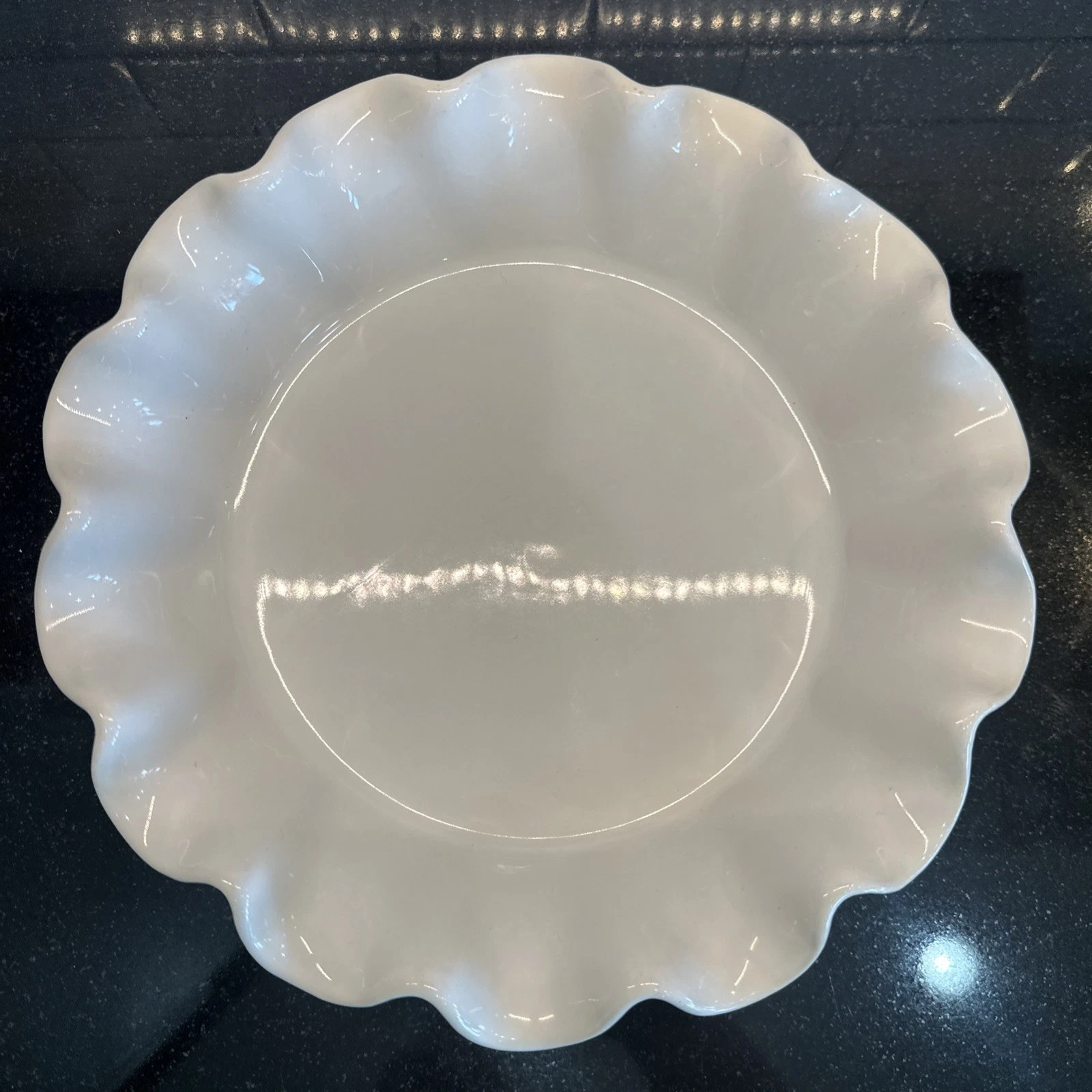 Emile Henry France 61.87 French Ceramic Ruffled White Pie Dish 10” Diameter
Opens in a new window or