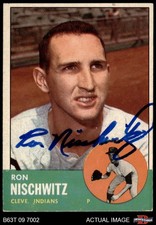 1963 Topps #152 Ron Nischwitz Indians AUTO Signed