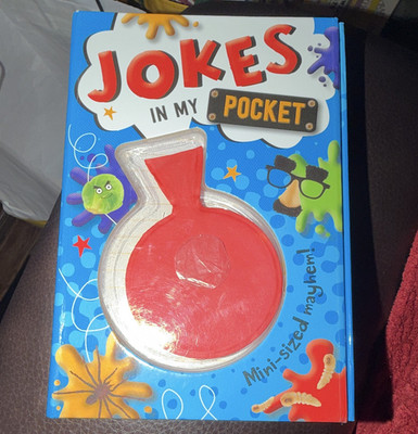 Make Believe Ideas Ltd Trifold Jokes in My Pocket (2017) w/ Micro Whoopee