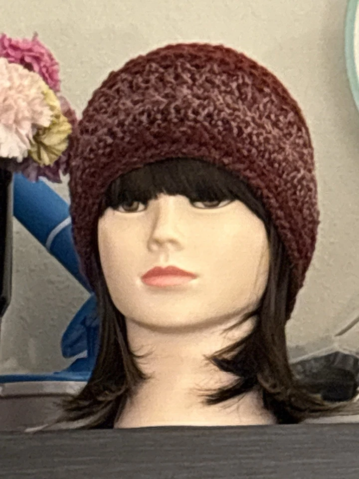 Juego de poncho y sombrero de ganchillo Foto 2 de 3