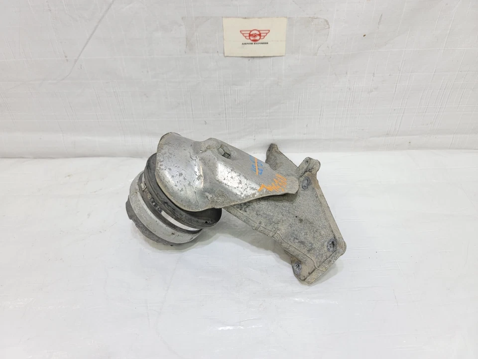 2000-2006 Mercedes Benz CL500 Hydraulic Engine Mount Heat Shield 220-241-01-34 Foto 4 de 4