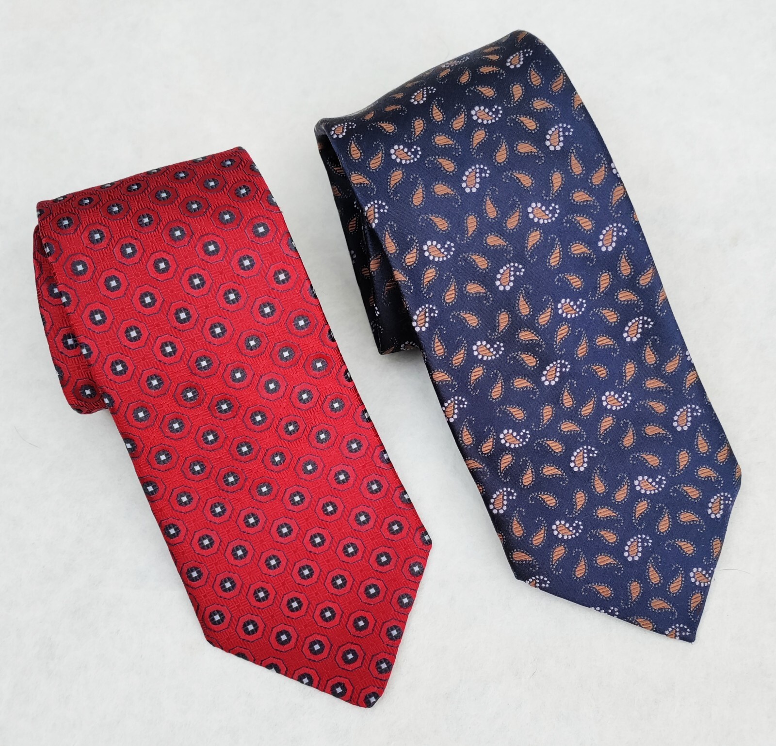 Descubrir 51+ imagen calvin klein mens ties Thptnganamst.edu.vn