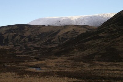 Photo 6x4 The head of Gleann Beag Creag nan Eun/NO1275 Looking towards G c2007