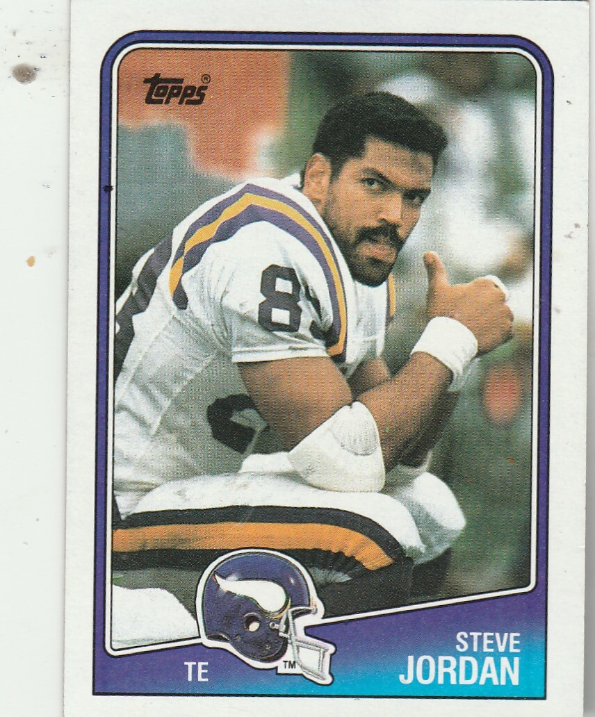 FREE SHIPPING-MINT-1988 Topps #153 Steve Jordan Vikings PLUS BONUS CARDS