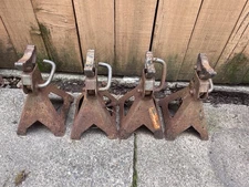 4 Used Jack Stands. In San Rafael.    $40.00.