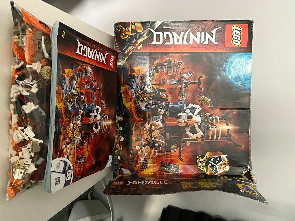 LEGO Ninjago Skull Sorcerers Dungeon Set 71722 And Wu’s Battle Dragon 71718, photo 1 of 5