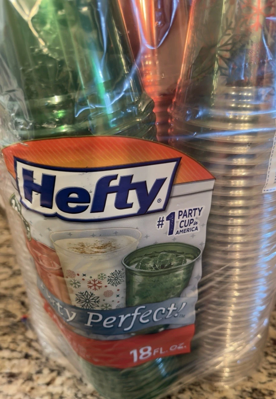 Hefty Party Holiday Cups, 140 Count, 18 oz